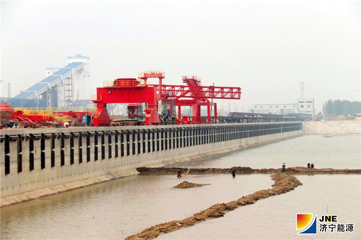 1540257389118371.jpg 济矿物流:济宁港梁山港区寿张集作业区土建工程已进入全面收尾阶段.jpg