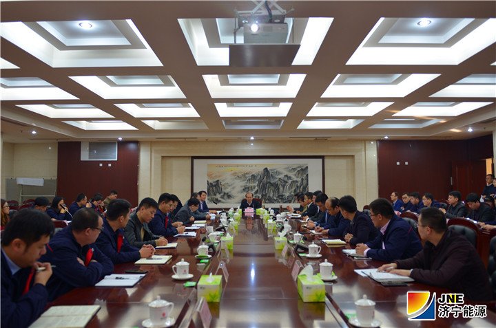 2018年11月21日，马金平参加安居煤矿“凝心聚力谋发展”专题讨论会（摄影 陈晨）.jpg