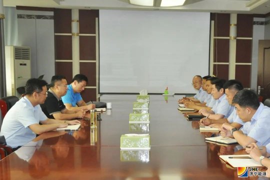 李明富带队到花园煤矿检查汛期安全生产工作