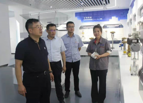 郭超到济宁能源精密制造产业园参观调研