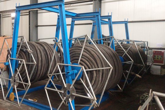 霄云煤矿：自制“电缆缠绕机”  工效标准双提升