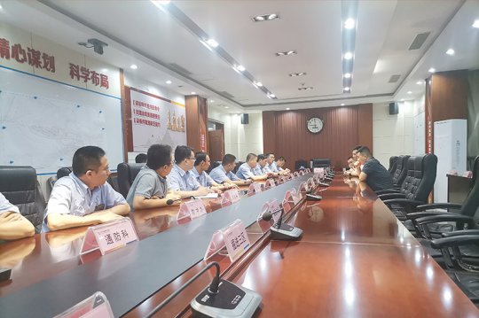 集团公司检查组突击检查霄云煤矿双节期间值班情况