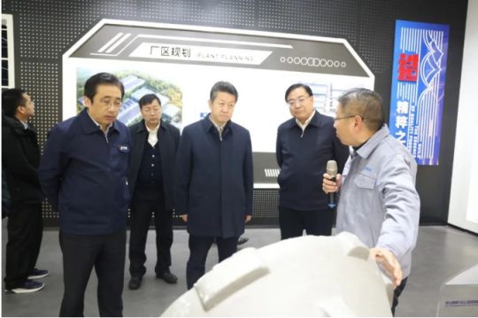 薛虓乾到精密制造产业园参观调研