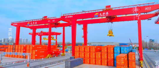 “家门口”即是“出海口”，龙拱港打造智慧化集装箱示范港口