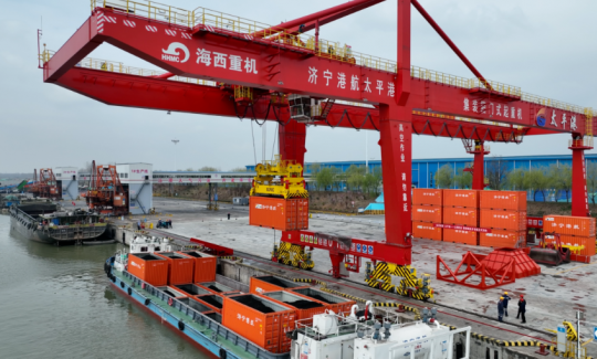 太阳纸业集装箱业务首航，太平港“散改集”再添生力军