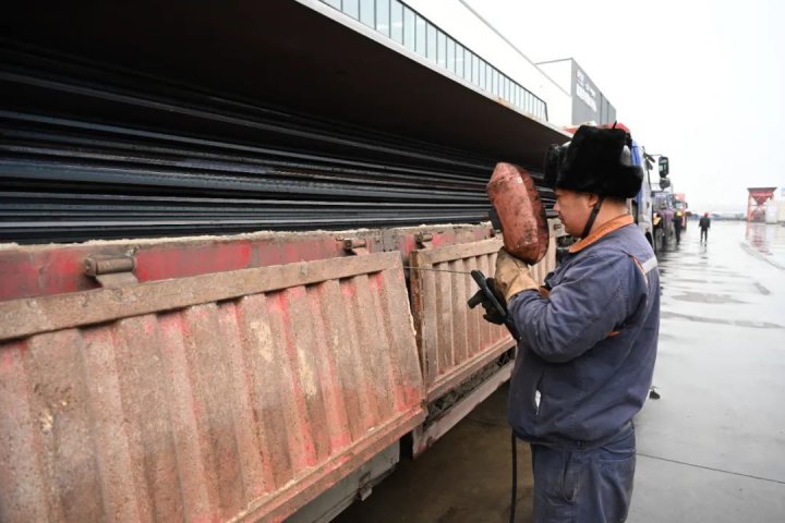 擦亮港口服务品牌！跃进港用“两根焊条”换来赞声无数