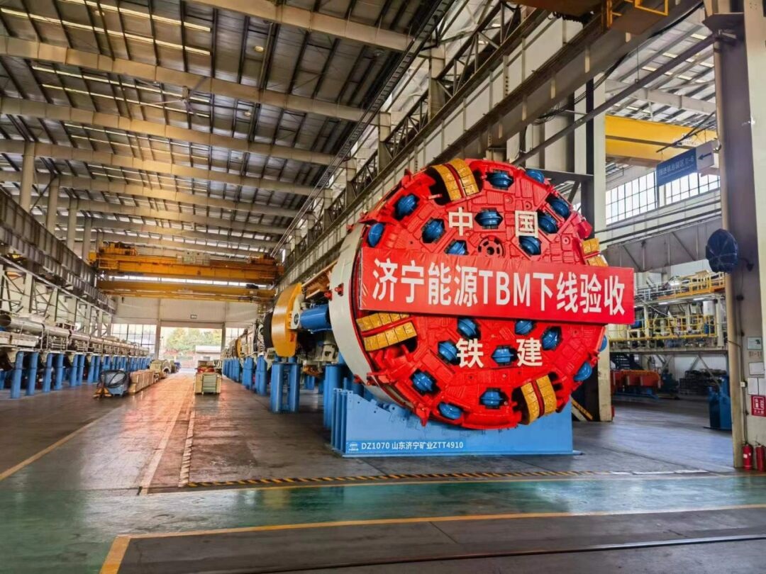 1705386520497877.jpg 640666.jpg