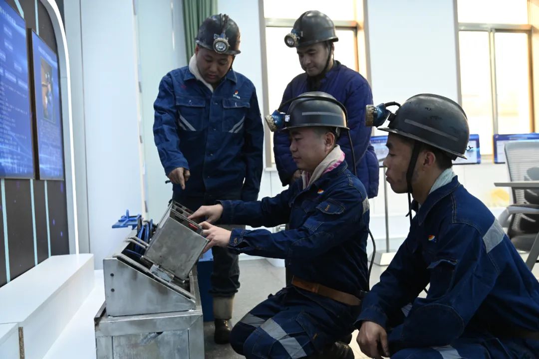 1735726360523266.jpg 0001.jpg