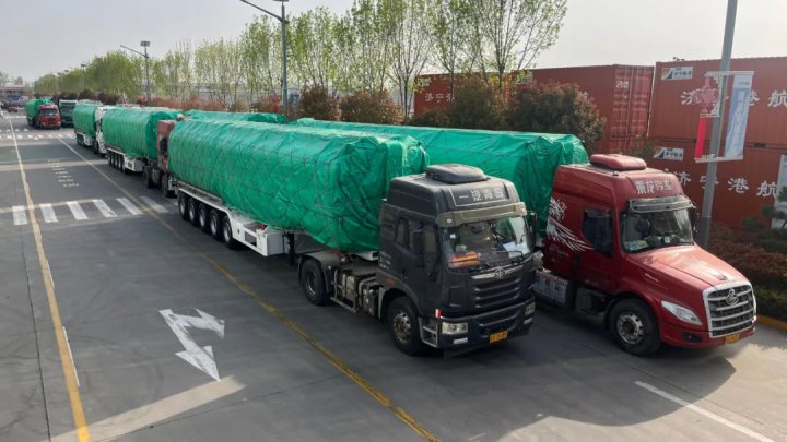 曙岳公司首批油罐车发往中东，产销两旺拓展海外市场