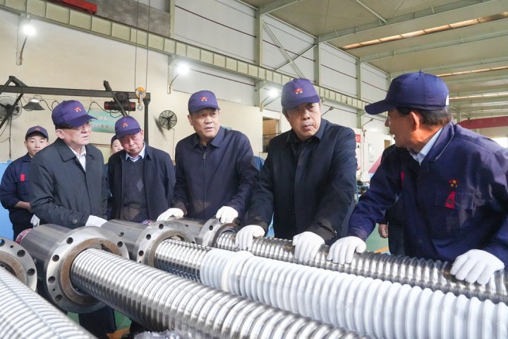 张广宇到济宁四家制造企业调研回访，探索内河新能源船舶制造新模式