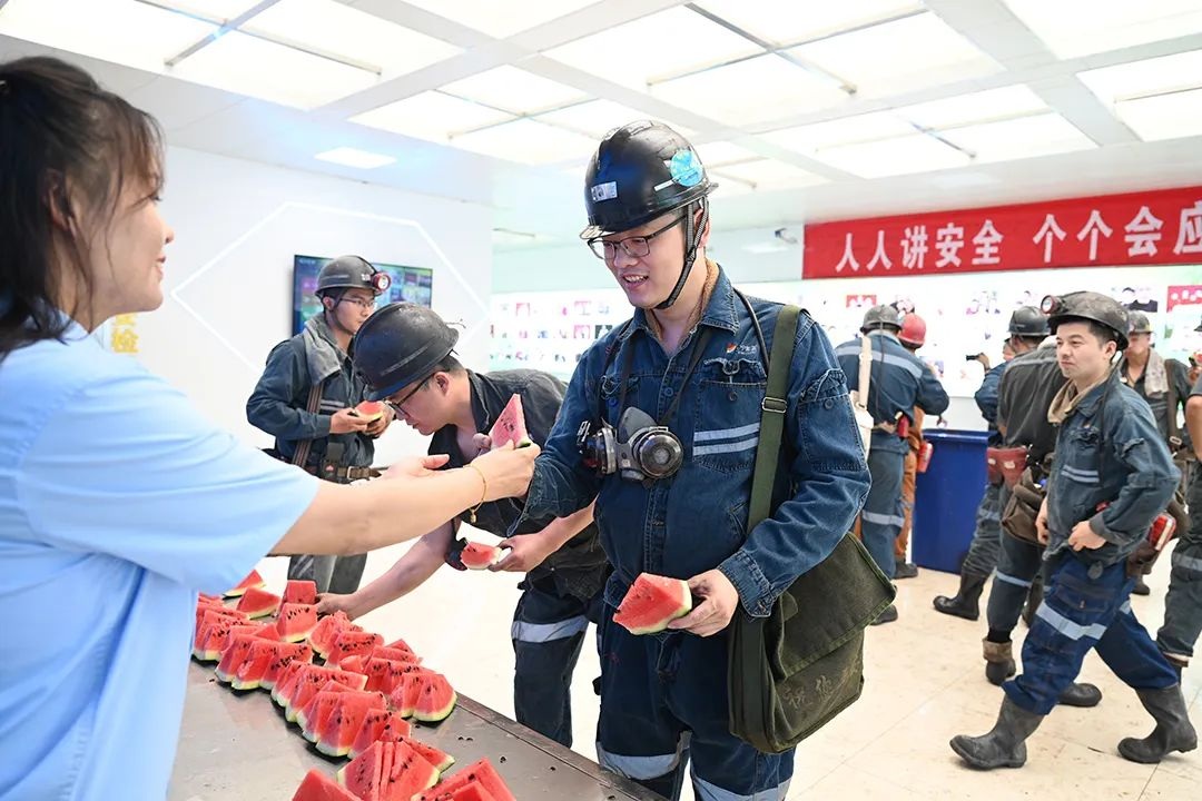 1750056010502094.jpg 00019.jpg