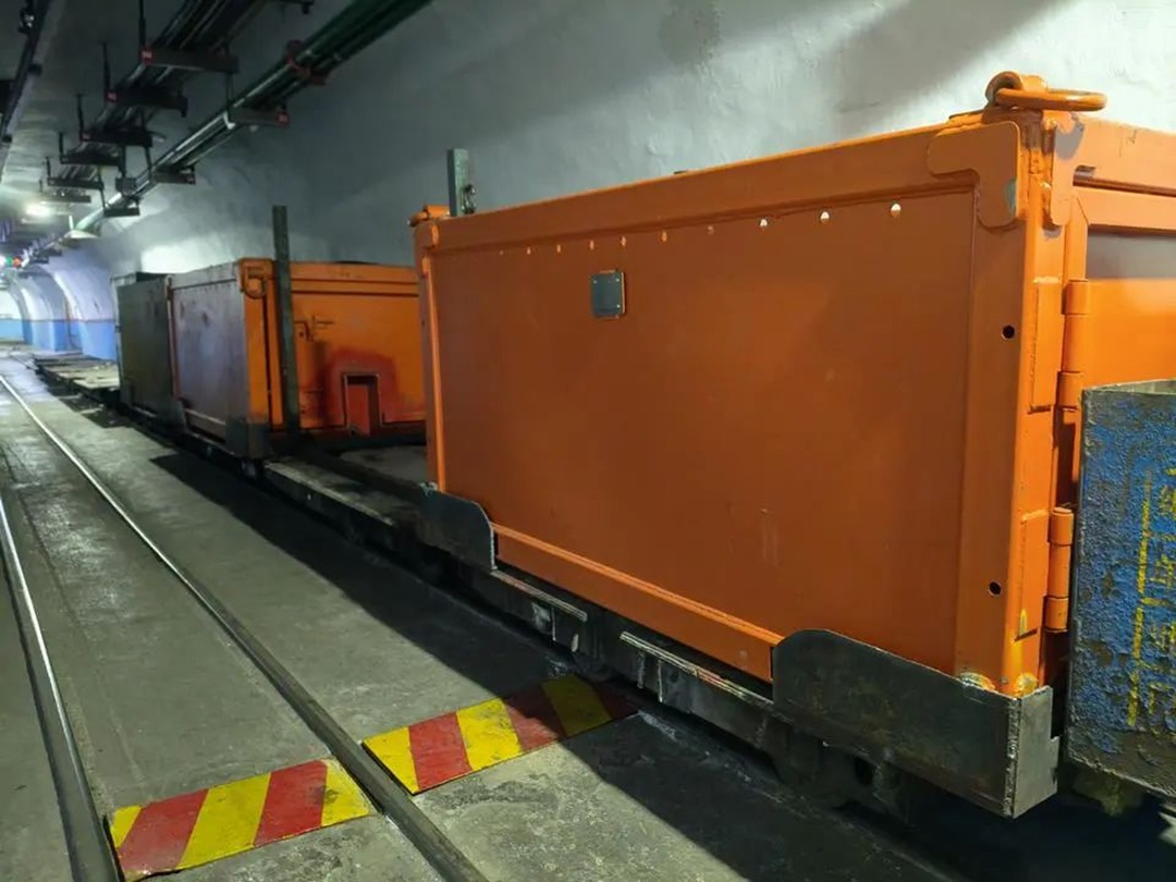 1750301114619313.jpg 03.jpg