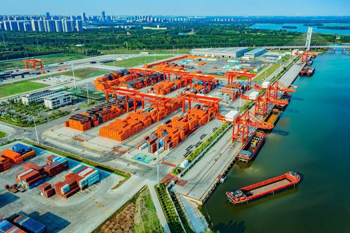 向七个方面要增量，龙拱港奋楫攻坚冲刺全年目标